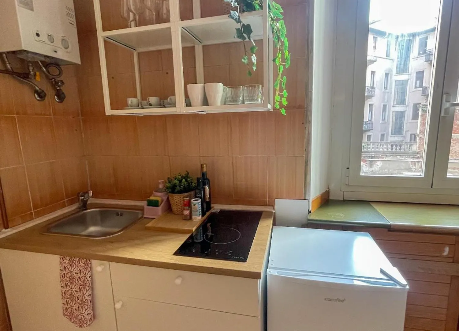 Dea Dreams - Old Style Milano Apartment