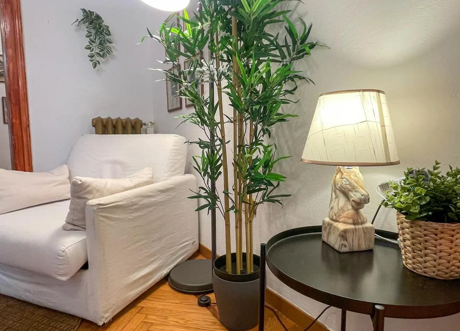 Dea Dreams - Old Style Milano Apartment  Milan