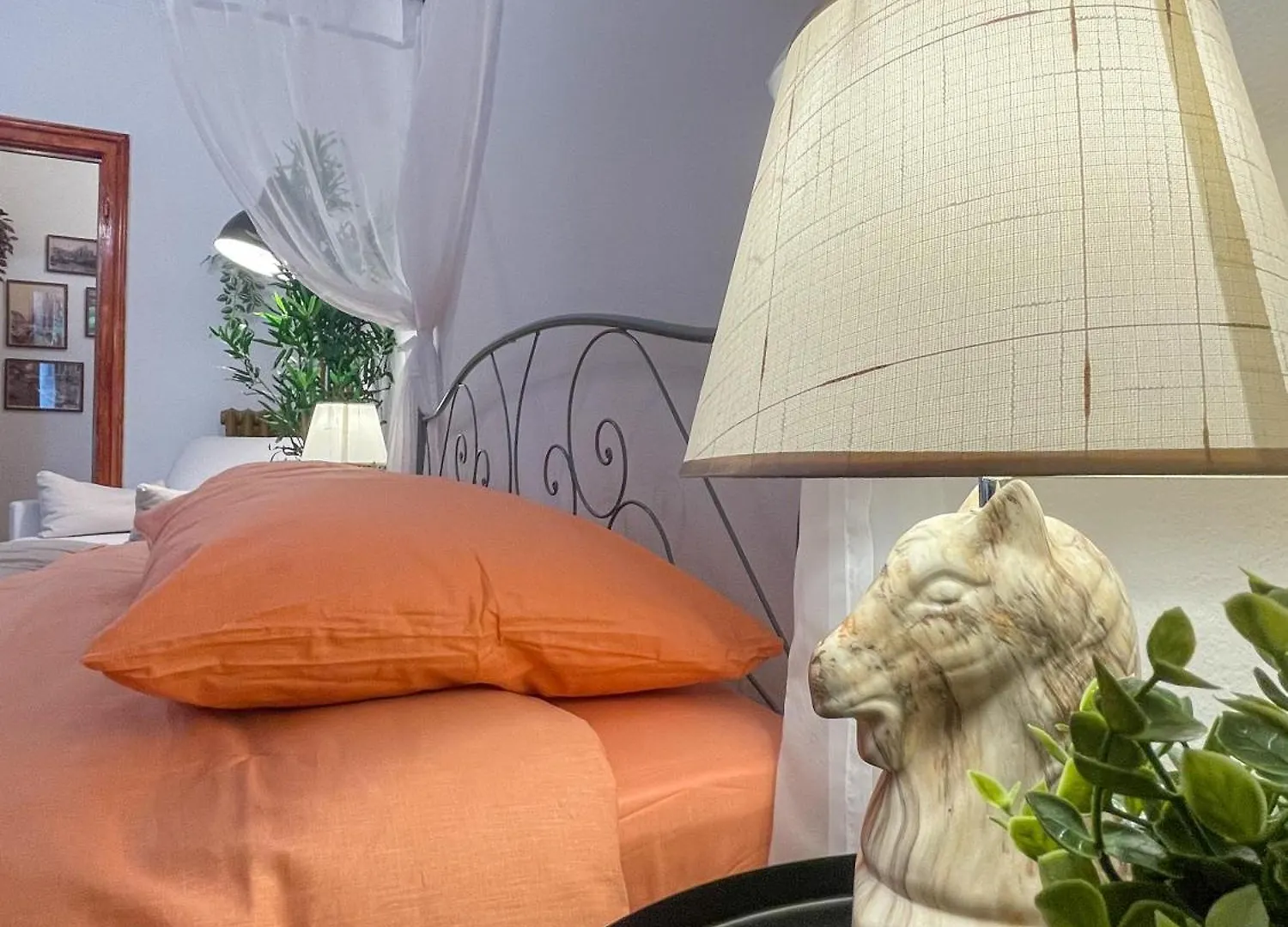 Dea Dreams - Old Style Milano Apartment